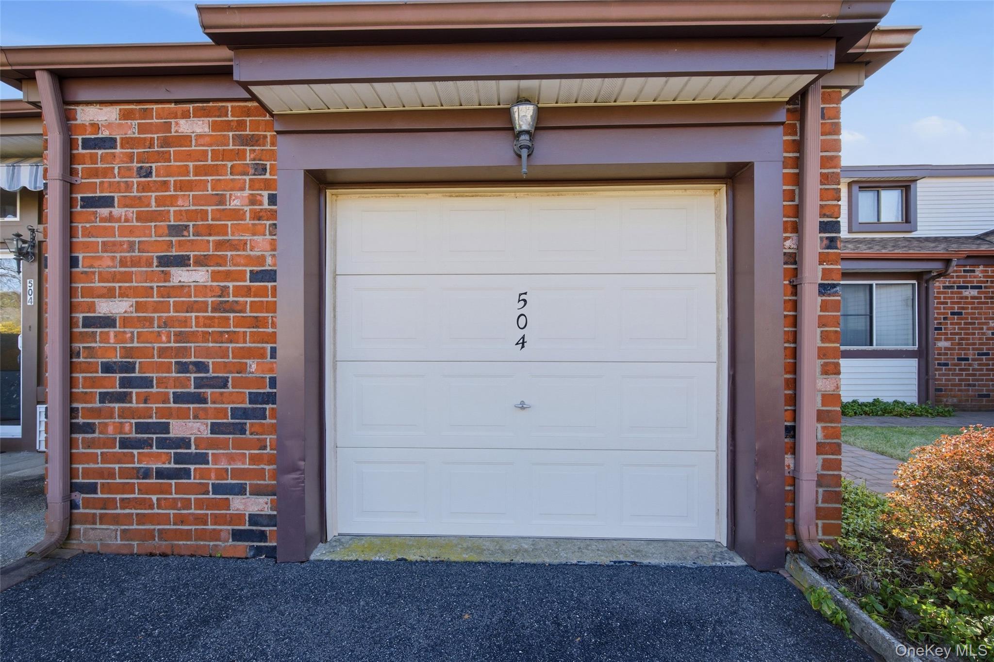 504 Gotham Court N, Saint James, NY 11780