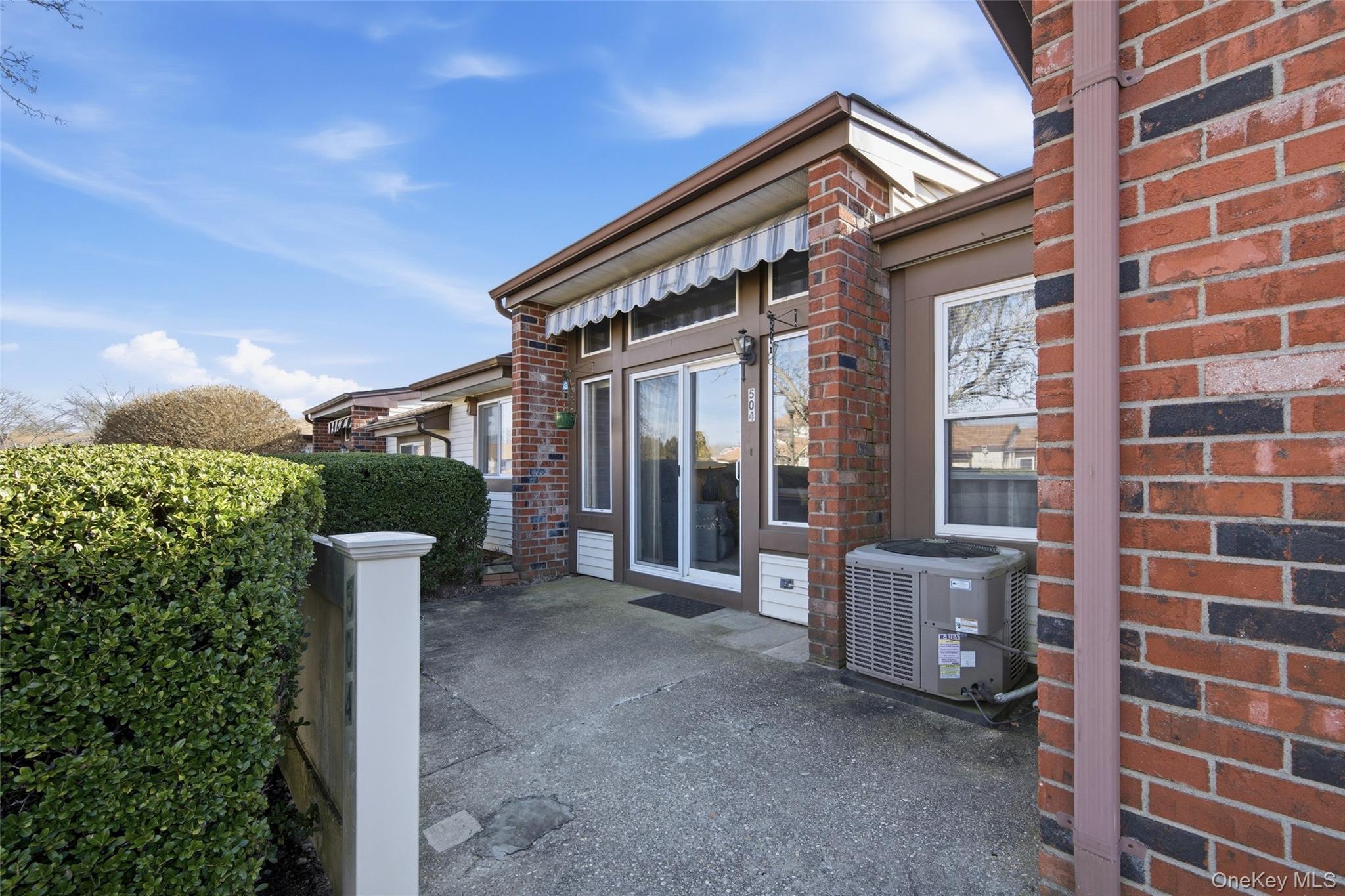 504 Gotham Court N, Saint James, NY 11780