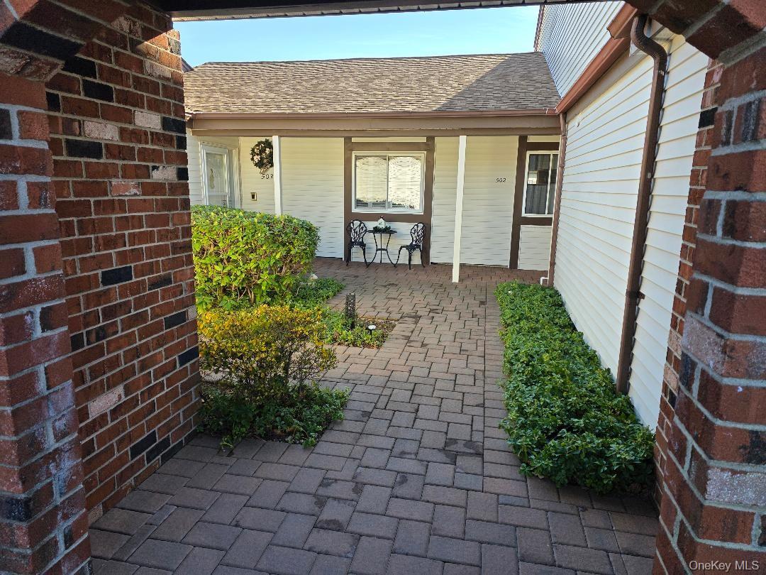 504 Gotham Court N, Saint James, NY 11780