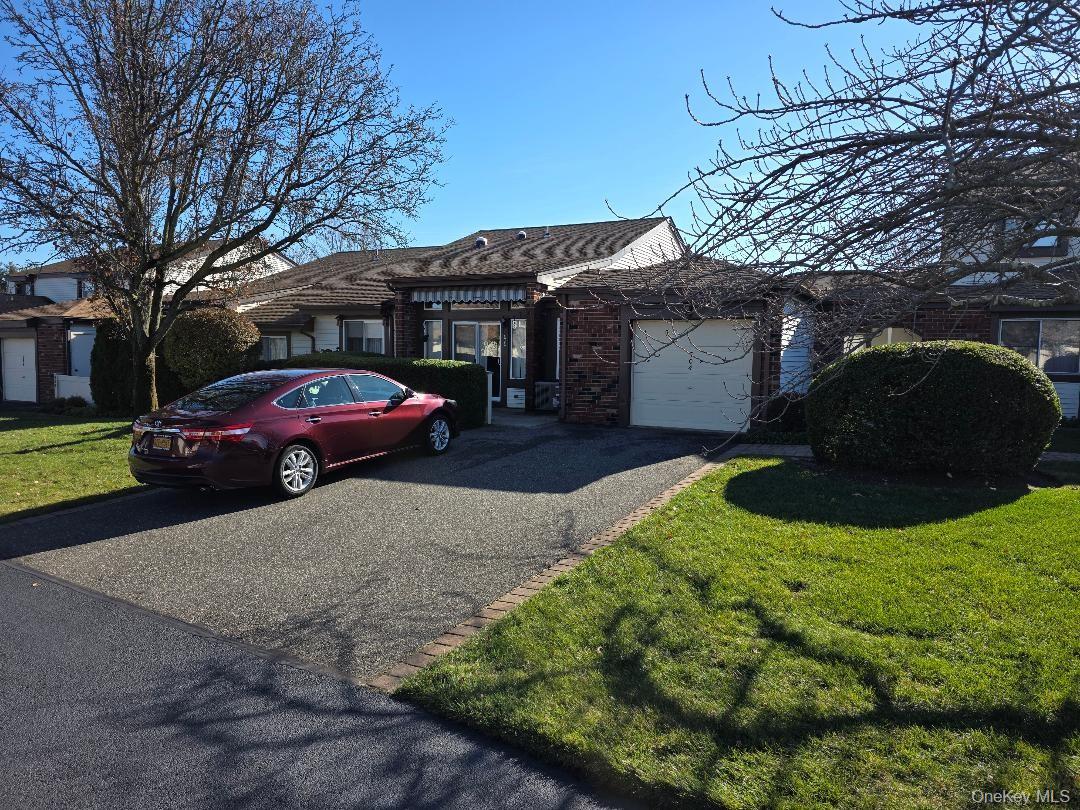 504 Gotham Court N, Saint James, NY 11780