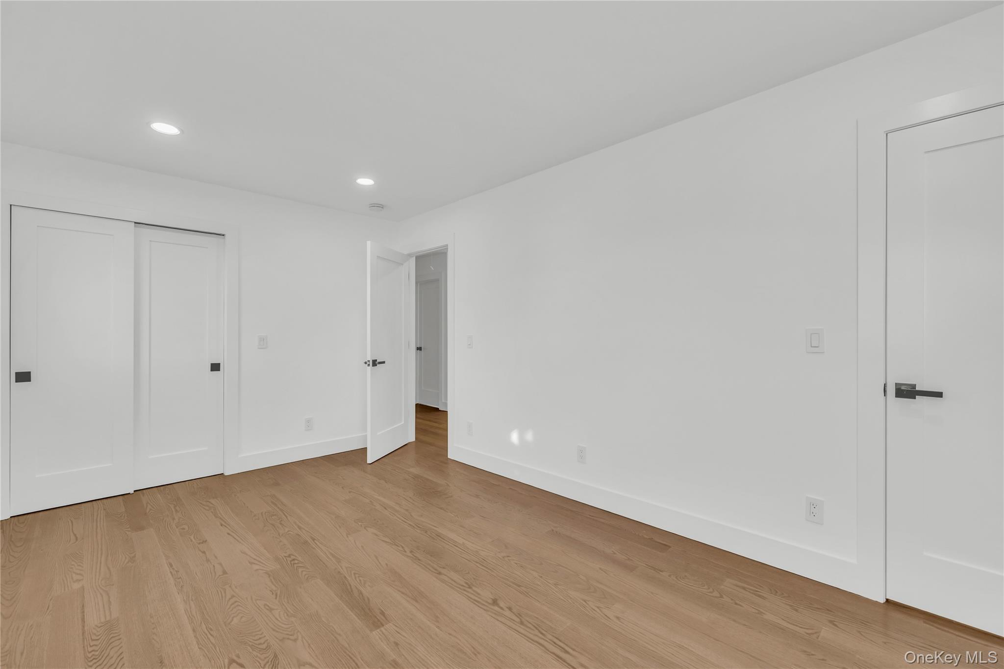 24 Rim Lane, Hicksville, NY 11801