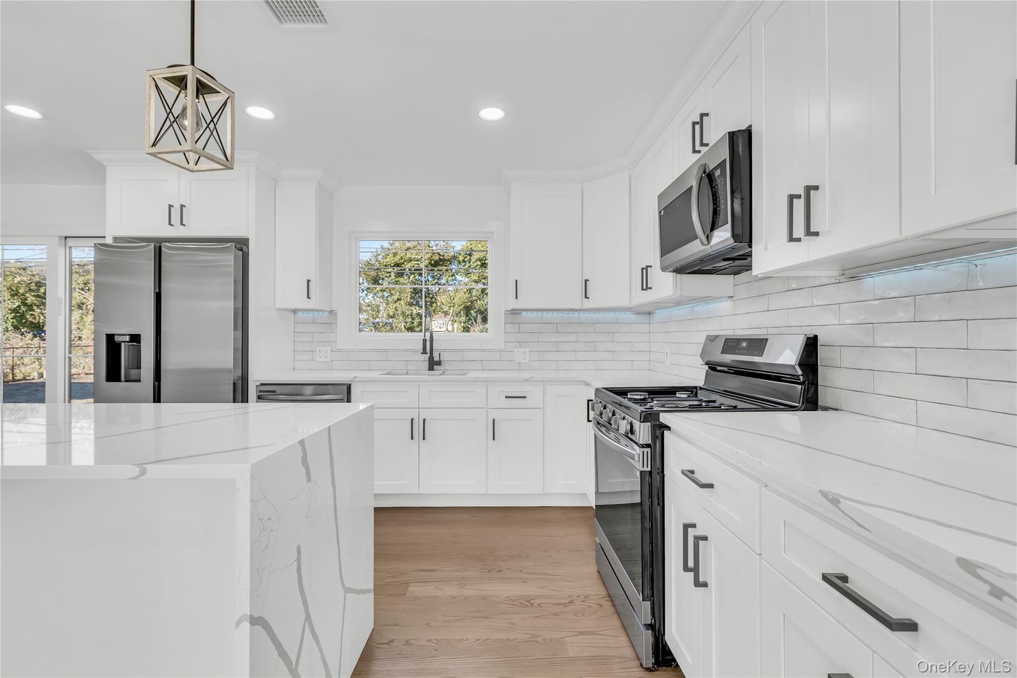 24 Rim Lane, Hicksville, NY 11801