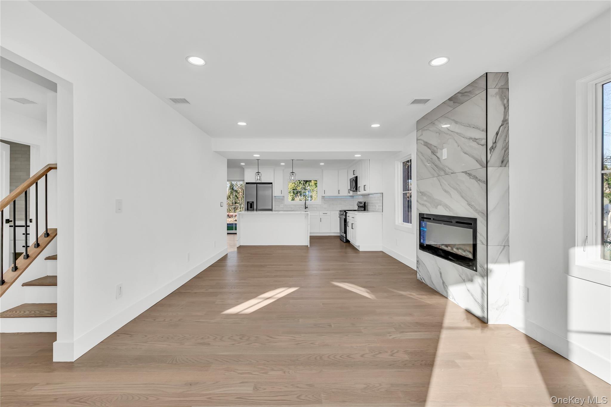 24 Rim Lane, Hicksville, NY 11801