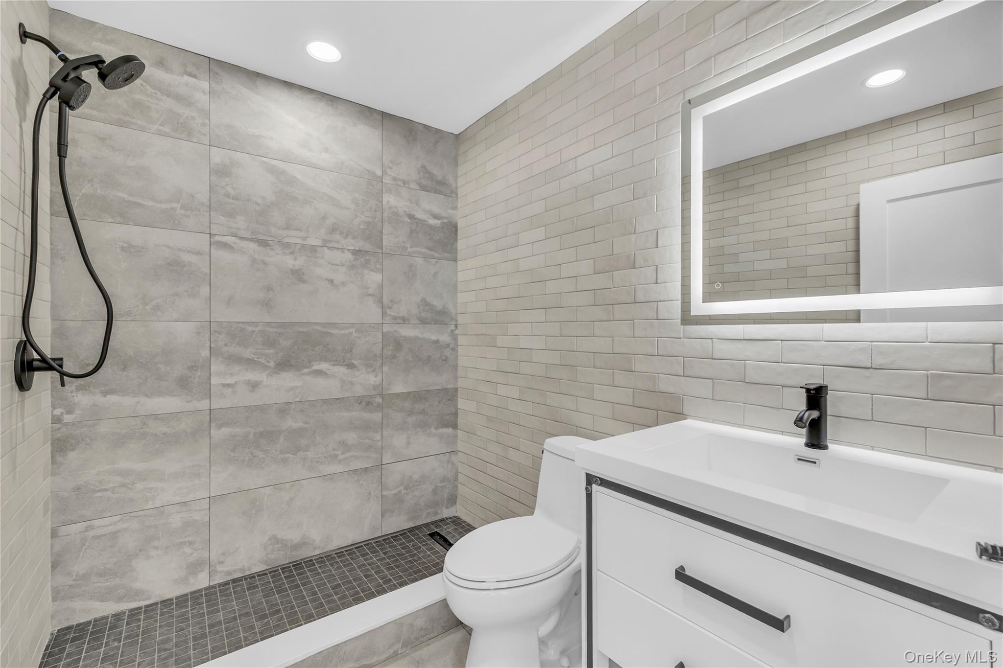 24 Rim Lane, Hicksville, NY 11801