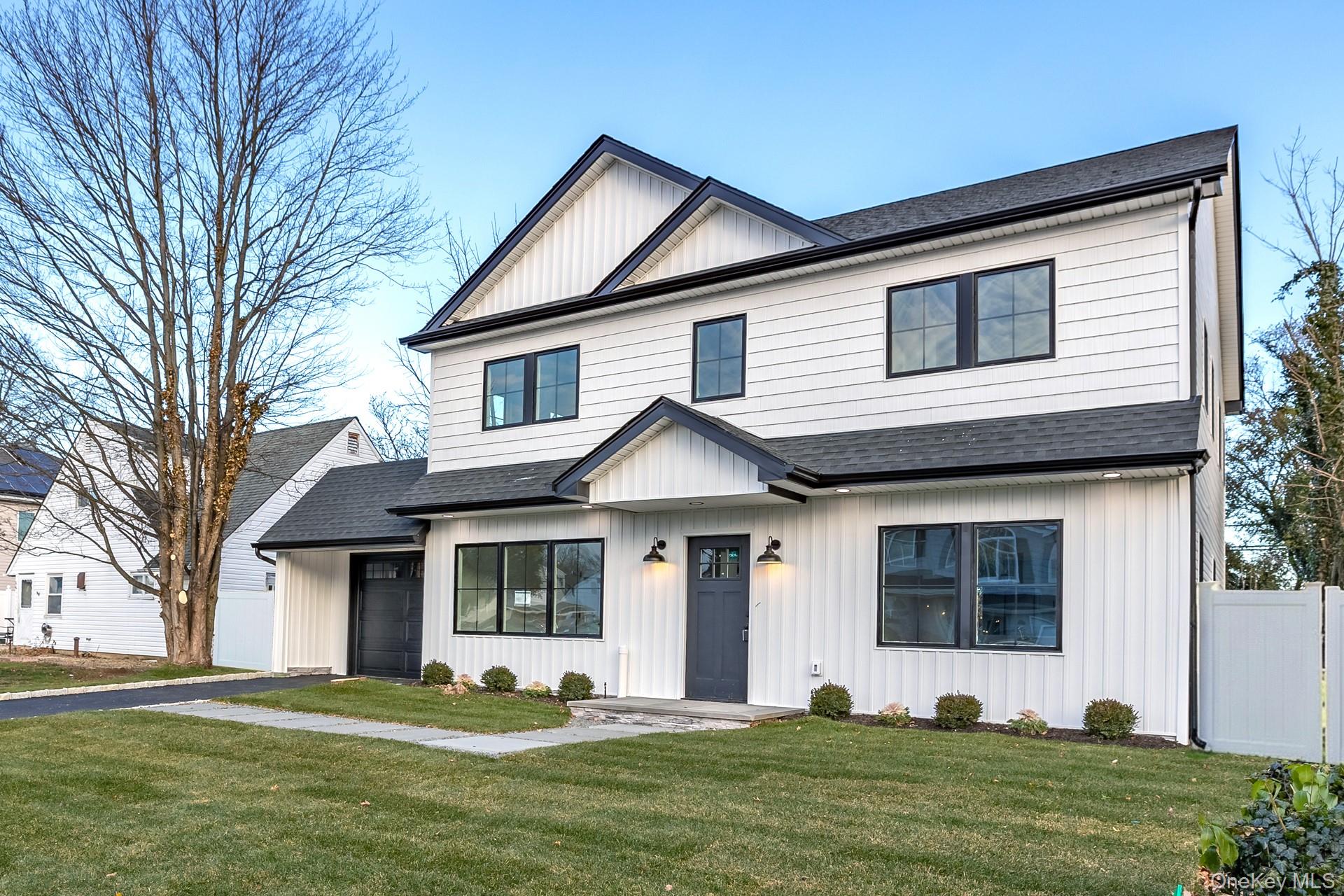 24 Rim Lane, Hicksville, NY 11801