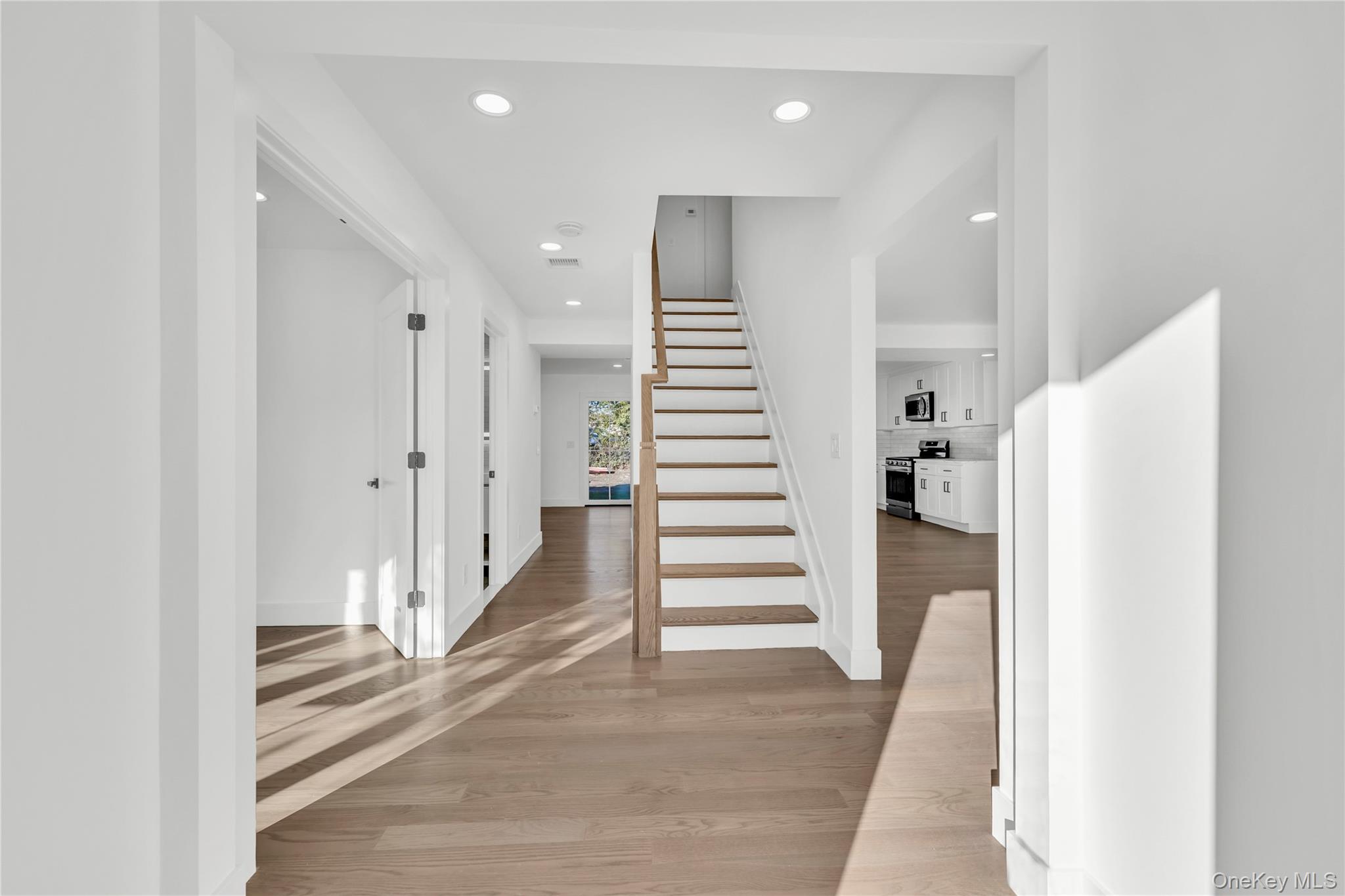 24 Rim Lane, Hicksville, NY 11801