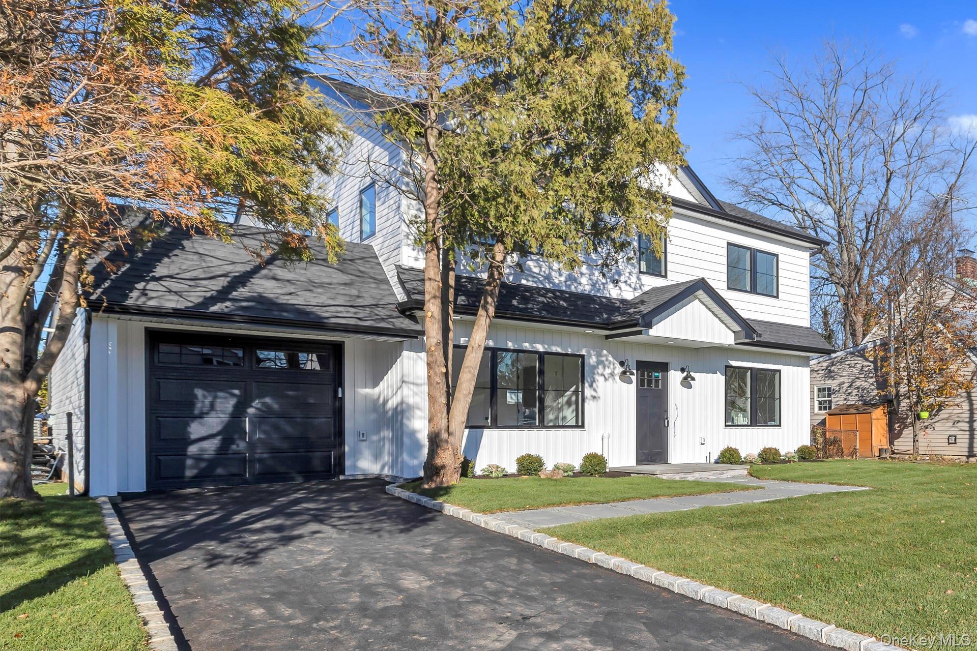 24 Rim Lane, Hicksville, NY 11801