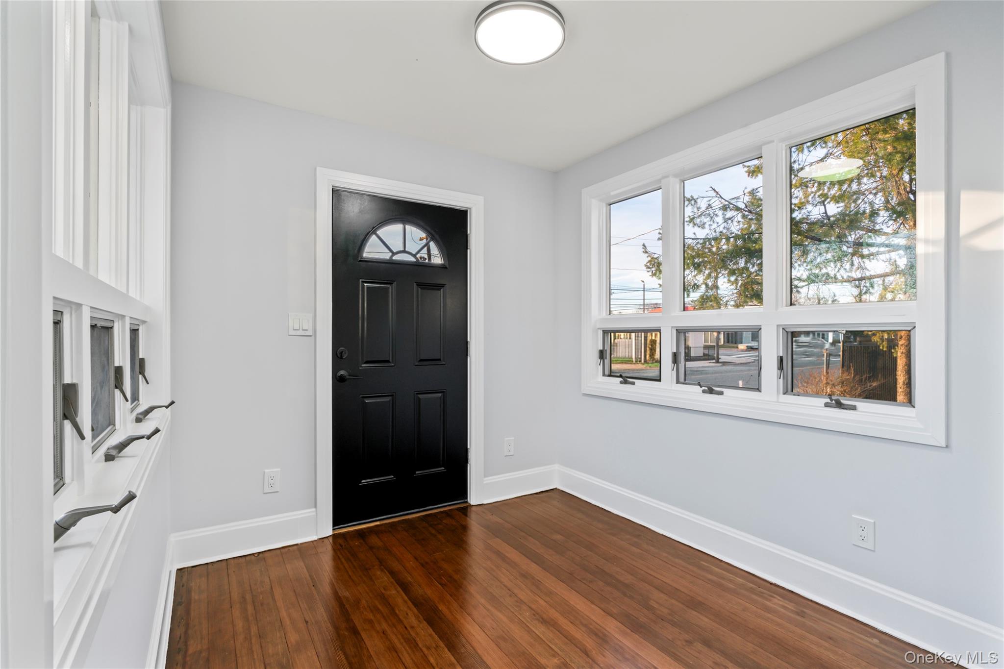 602 Clocks Boulevard, Massapequa, NY 11758