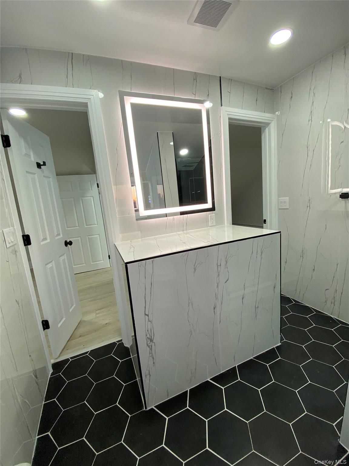 602 Clocks Boulevard, Massapequa, NY 11758