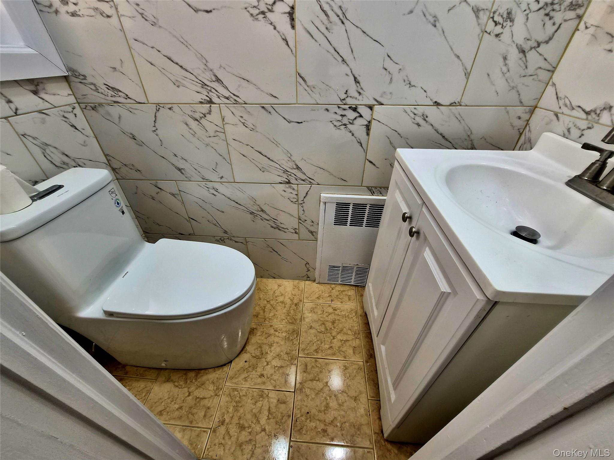 8019 Utopia Parkway, Jamaica Estates, NY 11432