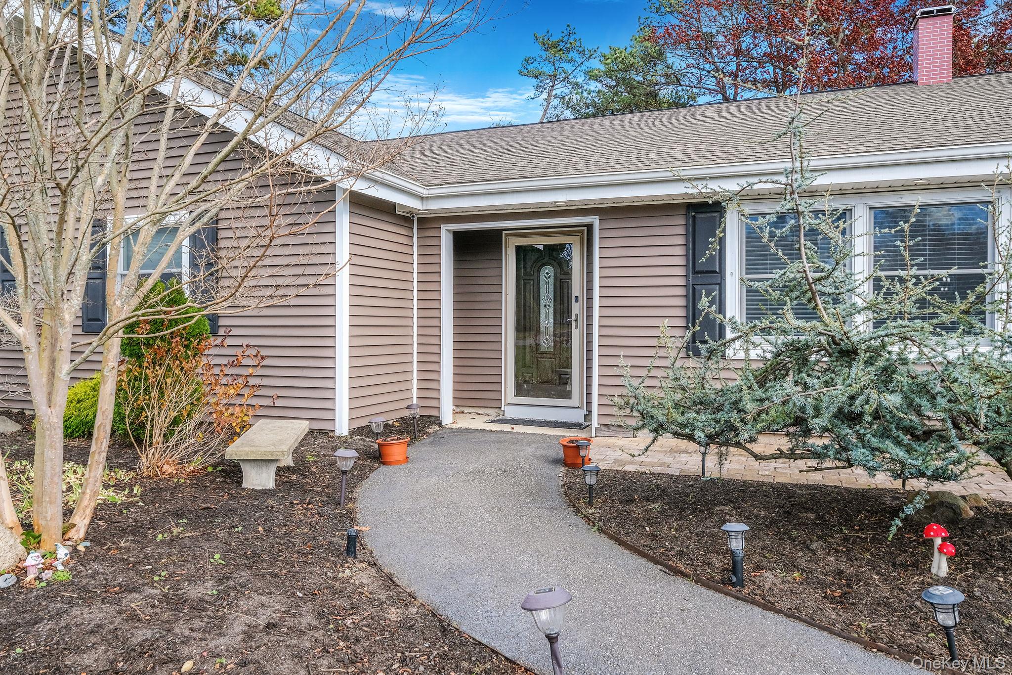 269 Bridgeport Avenue, Medford, NY 11763