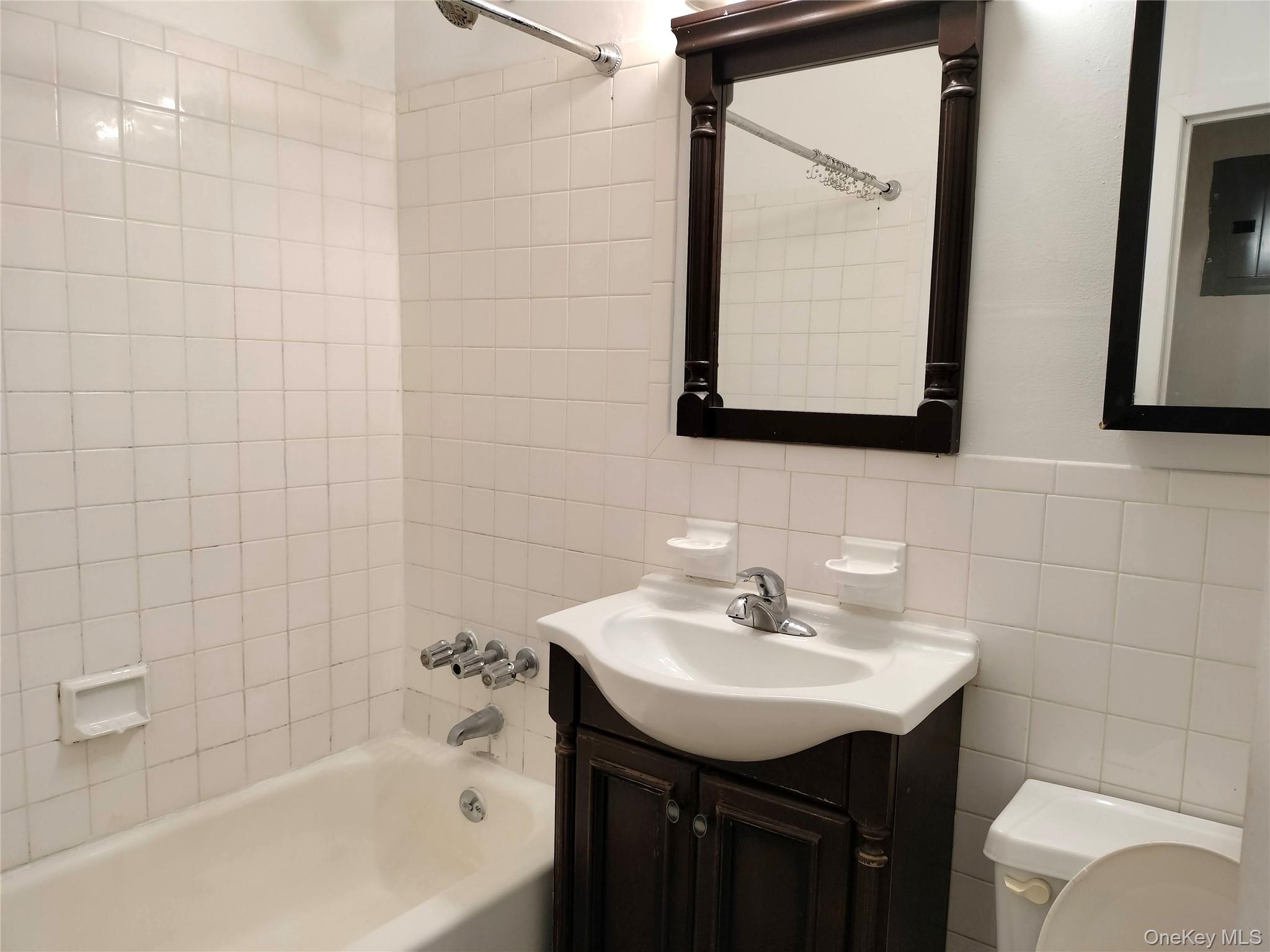 334 E 53rd Street # 3A, New York (Manhattan), NY 10022