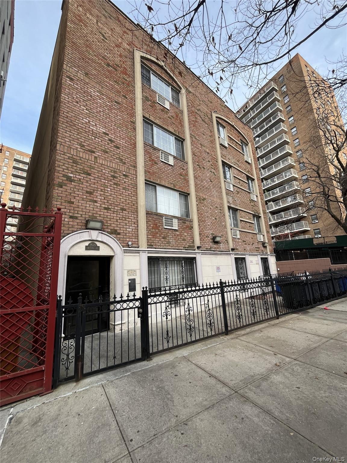 2135 Crotona Avenue # 2B, Bronx, NY 10457