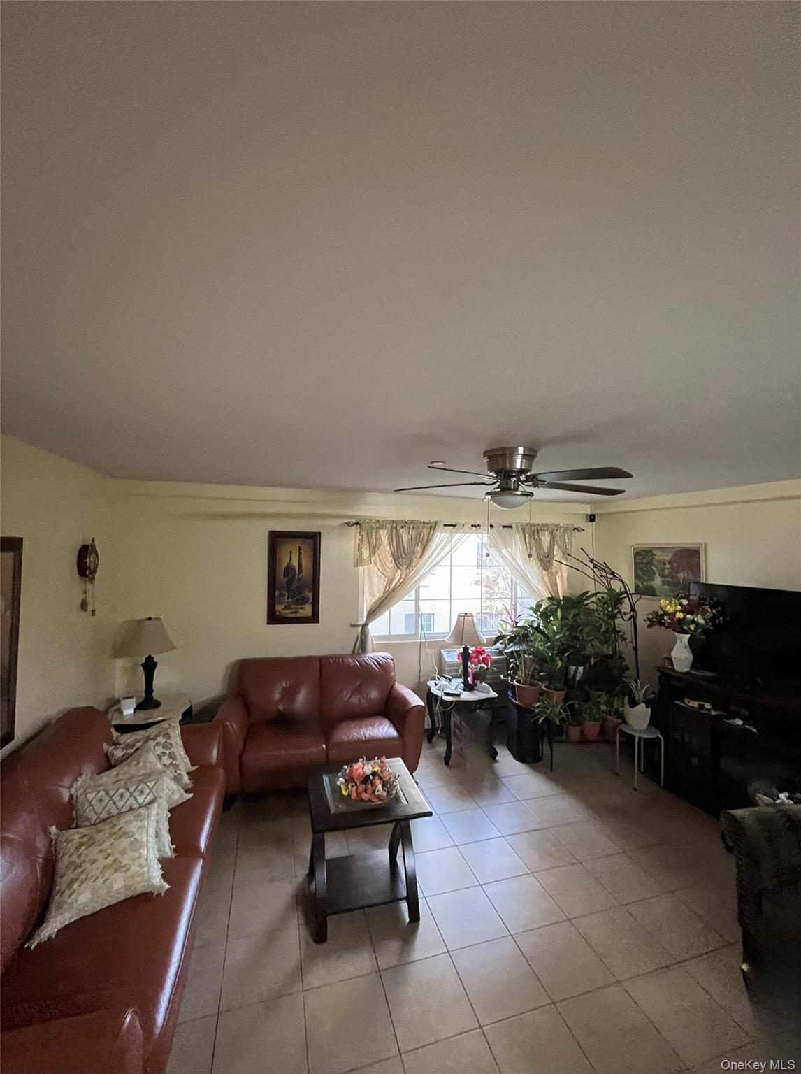 2135 Crotona Avenue # 2B, Bronx, NY 10457