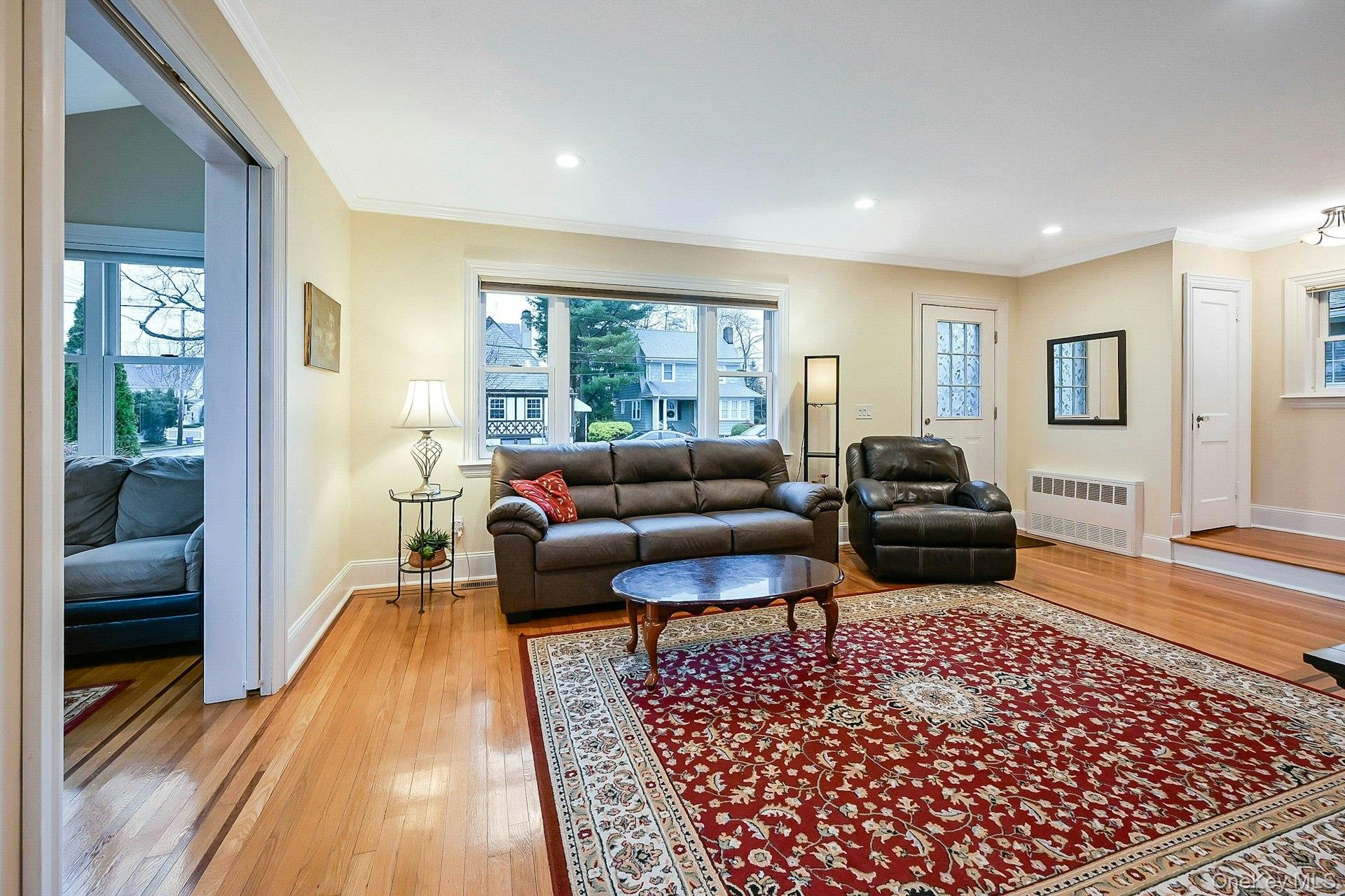 100 Cedar Avenue, Rockville Centre, NY 11570