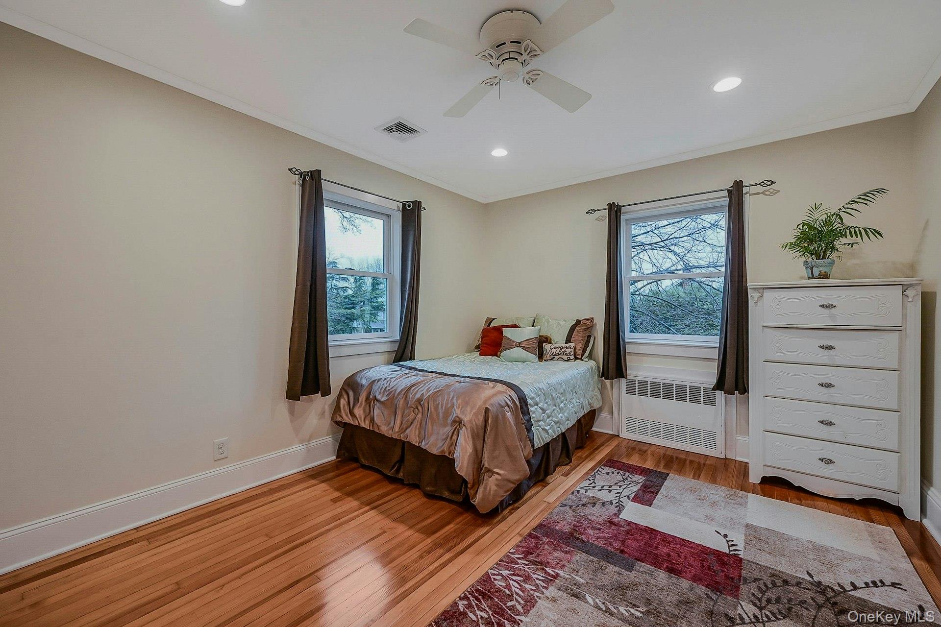 100 Cedar Avenue, Rockville Centre, NY 11570