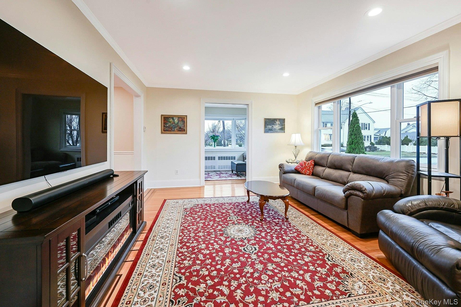 100 Cedar Avenue, Rockville Centre, NY 11570