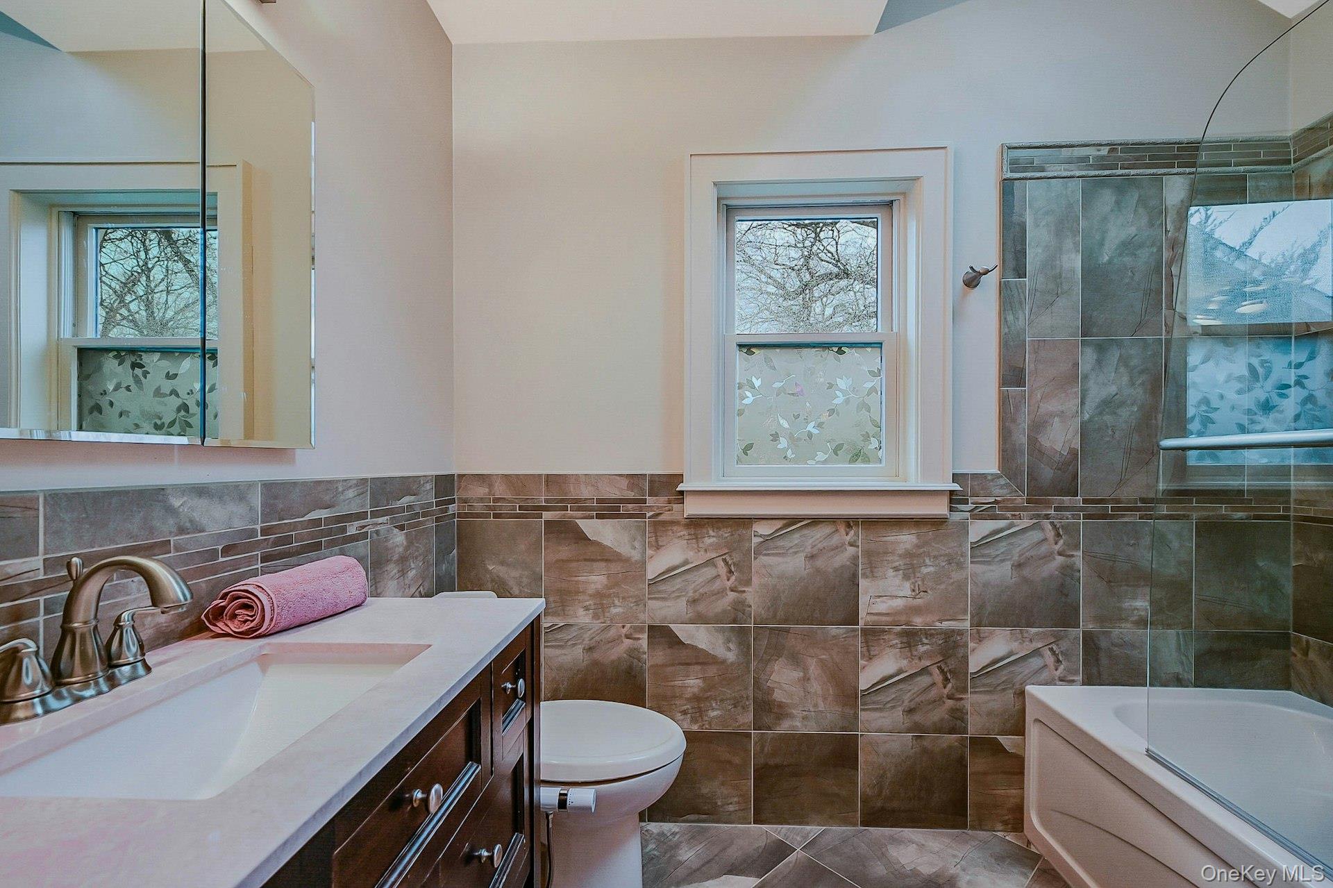 100 Cedar Avenue, Rockville Centre, NY 11570