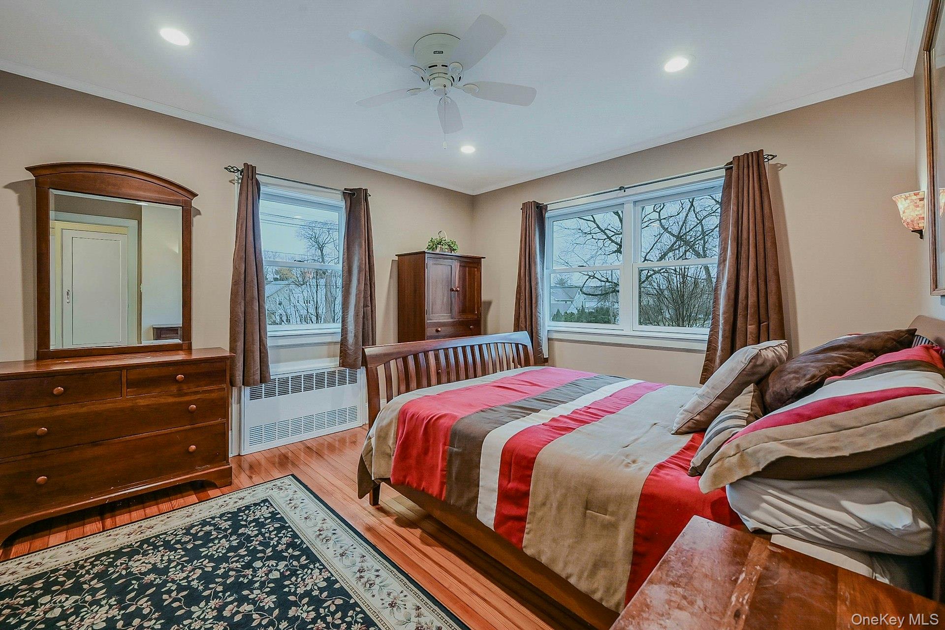 100 Cedar Avenue, Rockville Centre, NY 11570