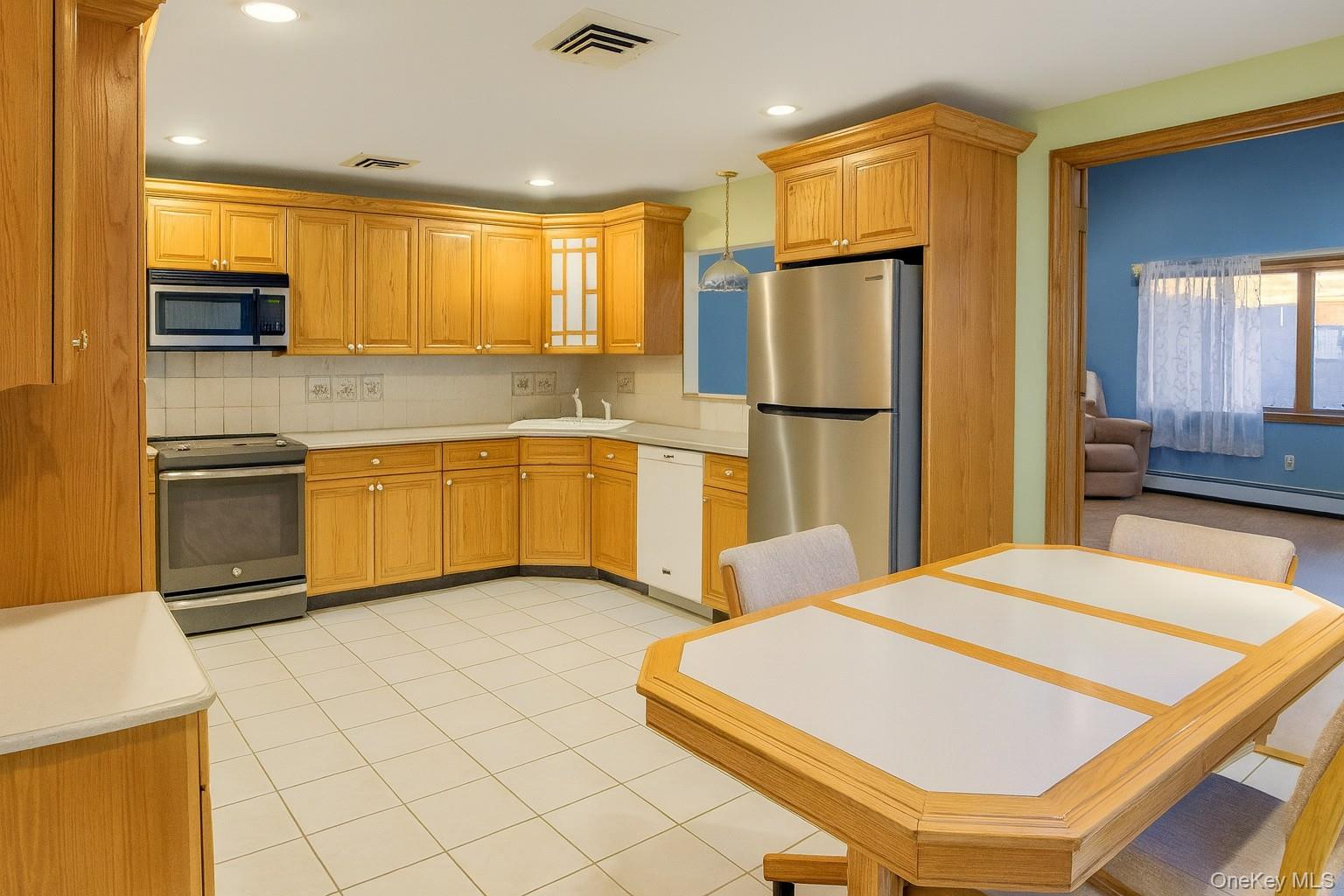 3340 Yost Boulevard, Oceanside, NY 11572