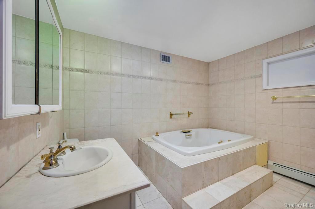 64 Fox Place, Hicksville, NY 11801