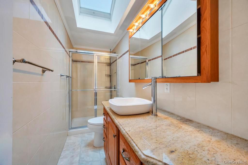 64 Fox Place, Hicksville, NY 11801