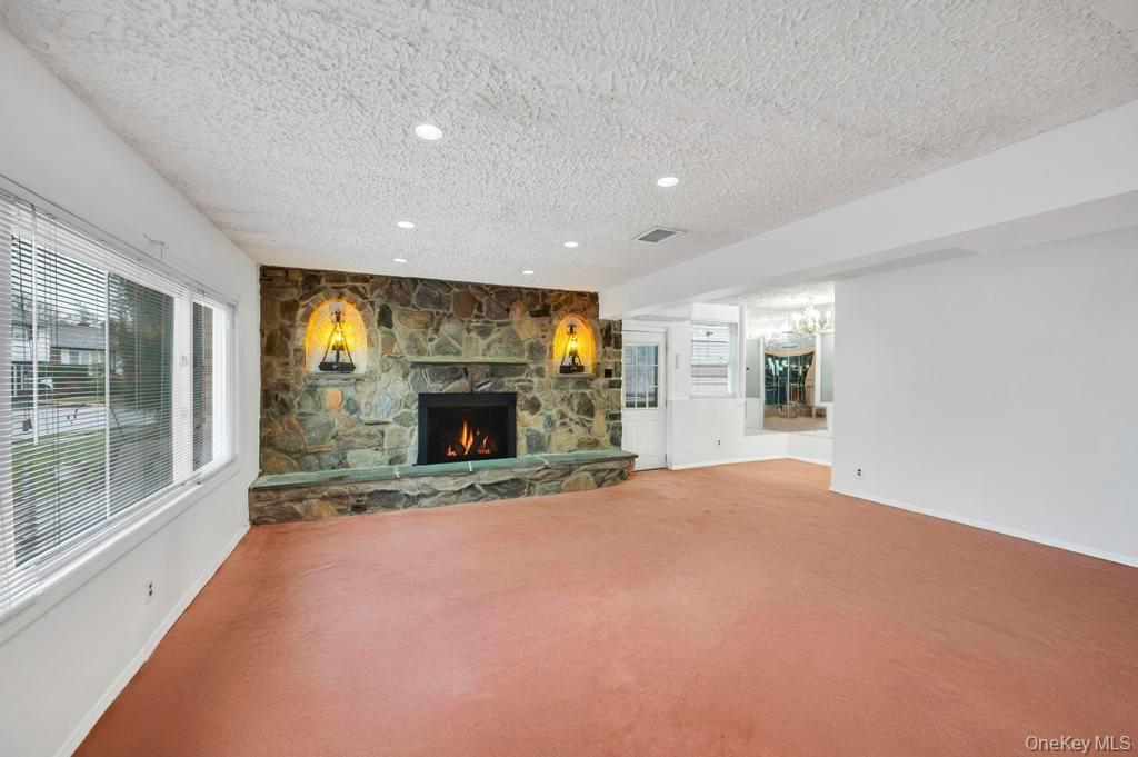 64 Fox Place, Hicksville, NY 11801