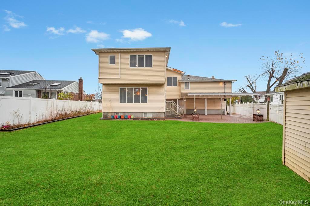 64 Fox Place, Hicksville, NY 11801