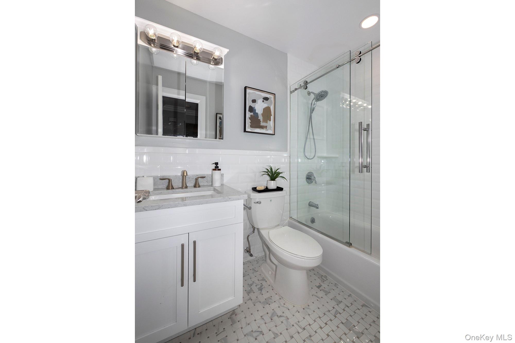 1703 Saddle Rock Road # 1703, Holbrook, NY 11741