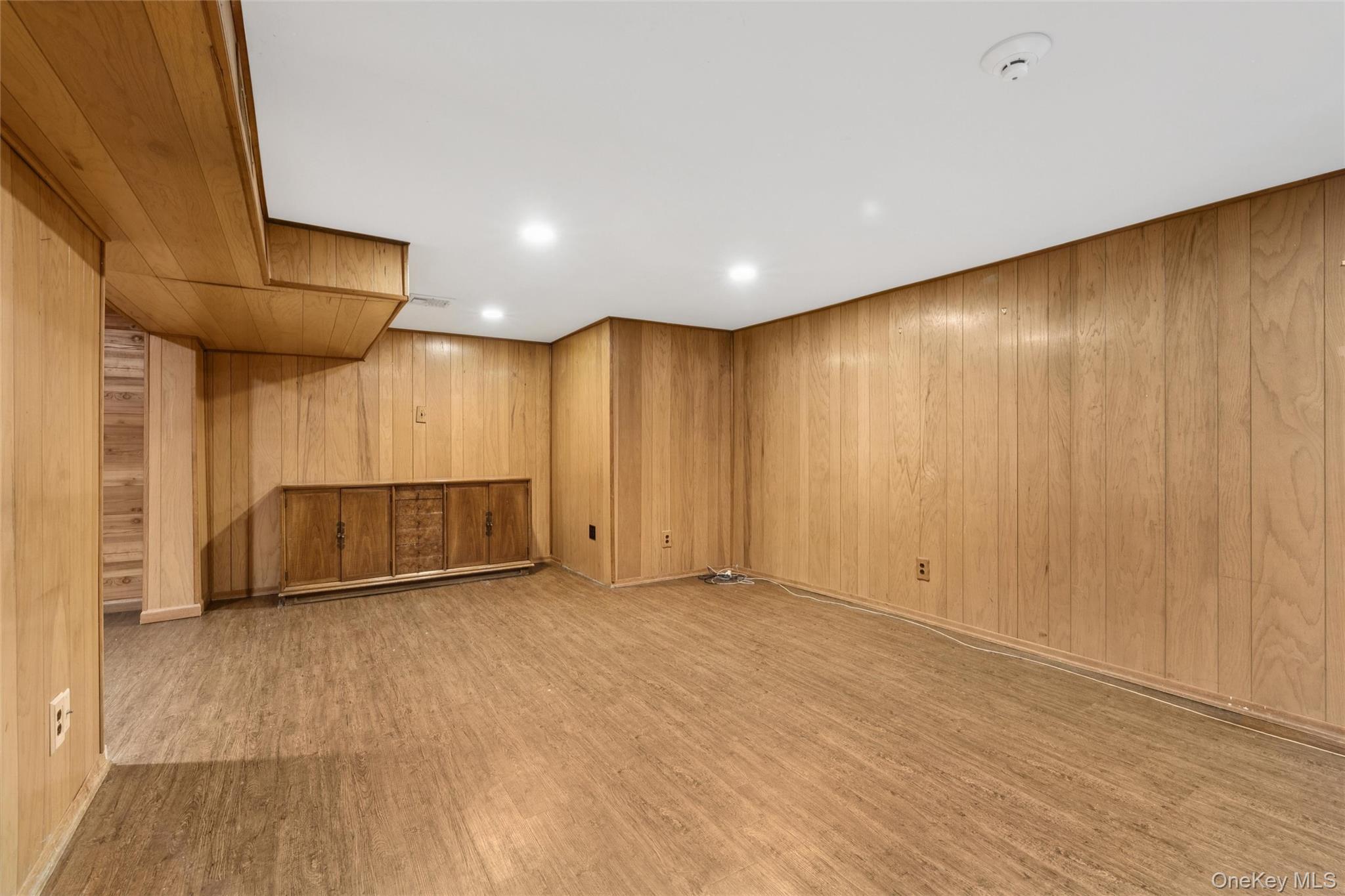 7 Joyce Lane, Commack, NY 11725