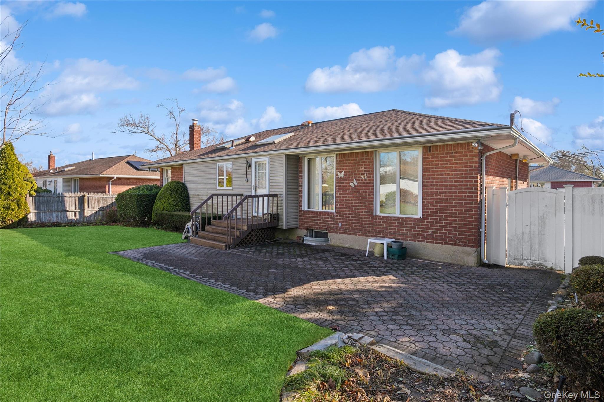 7 Joyce Lane, Commack, NY 11725