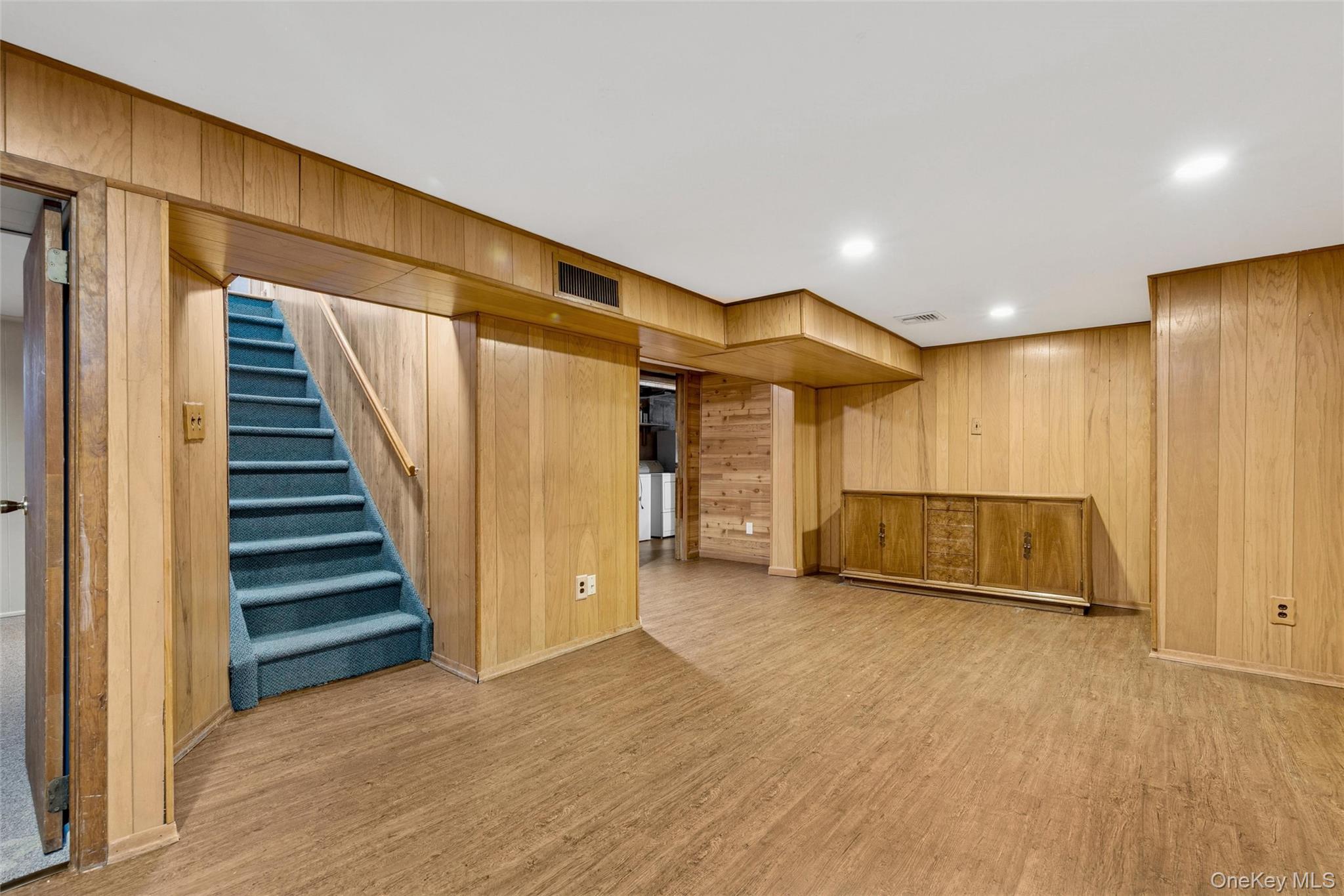 7 Joyce Lane, Commack, NY 11725