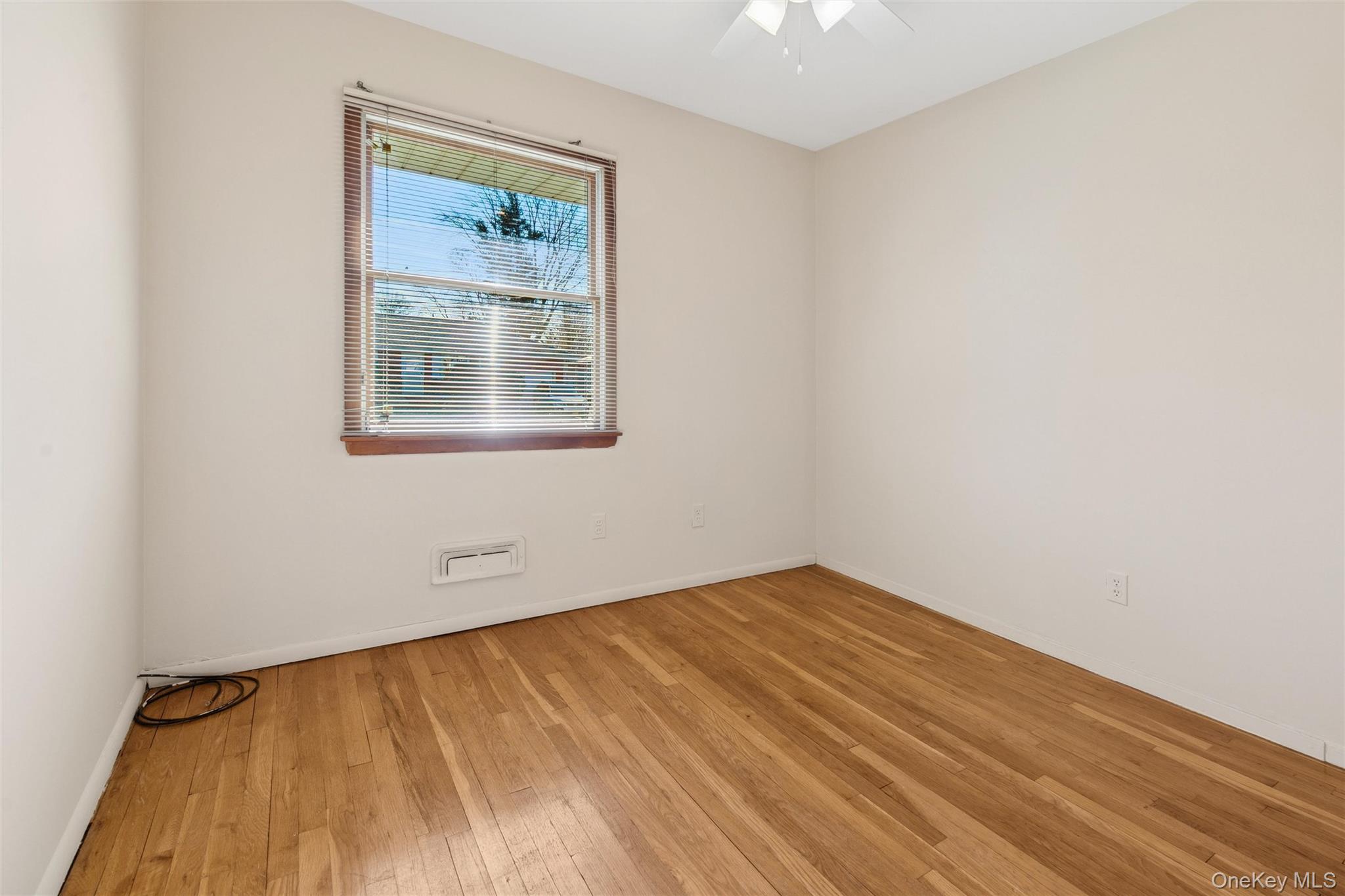 7 Joyce Lane, Commack, NY 11725