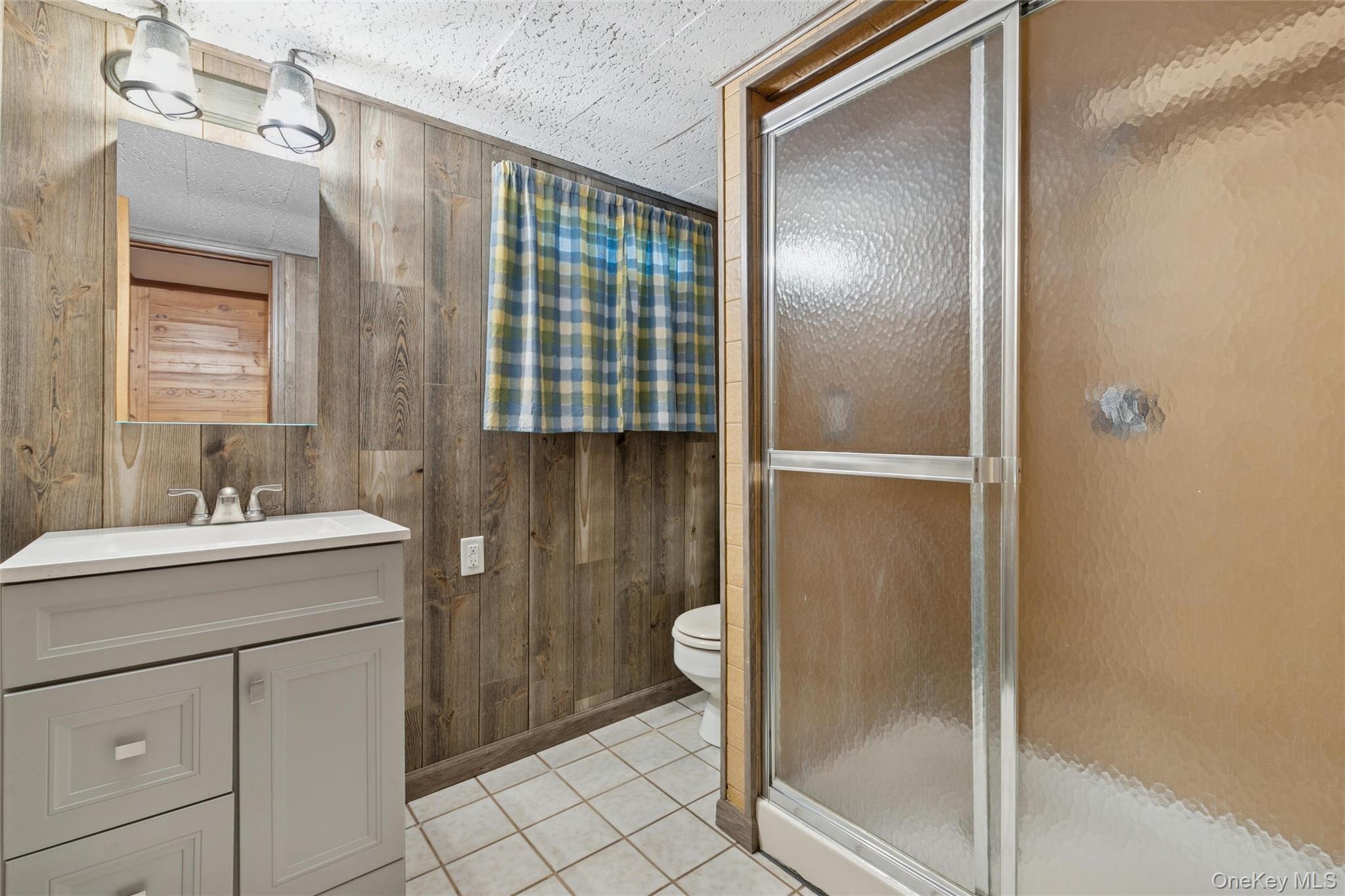 7 Joyce Lane, Commack, NY 11725