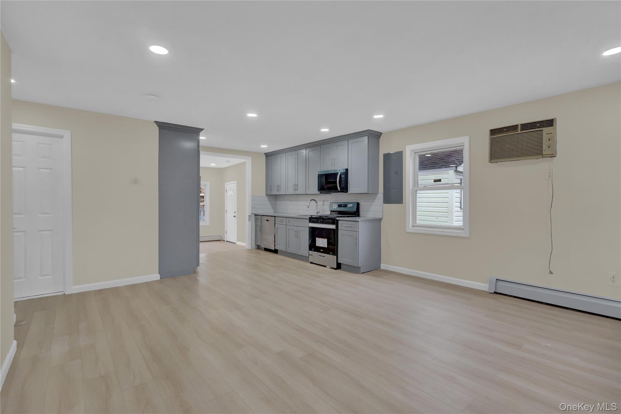 12 Carlls Path, North Babylon, NY 11703