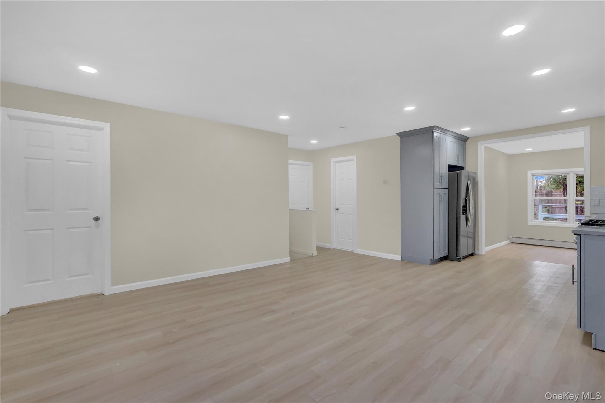 12 Carlls Path, North Babylon, NY 11703