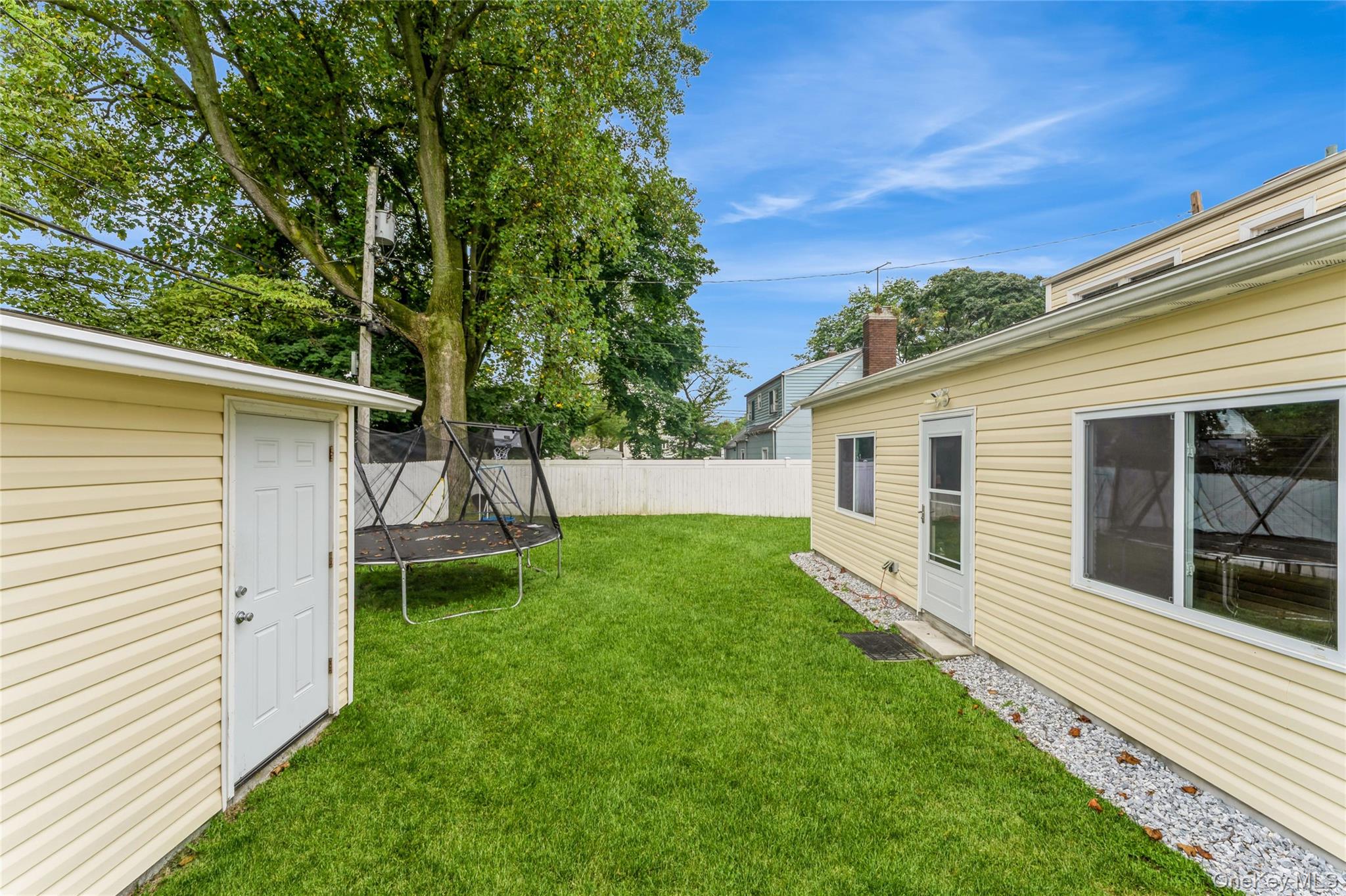 13 Floral Lane, Westbury, NY 11590