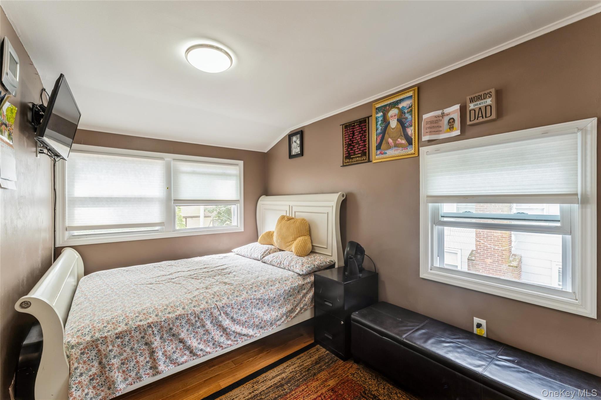 13 Floral Lane, Westbury, NY 11590