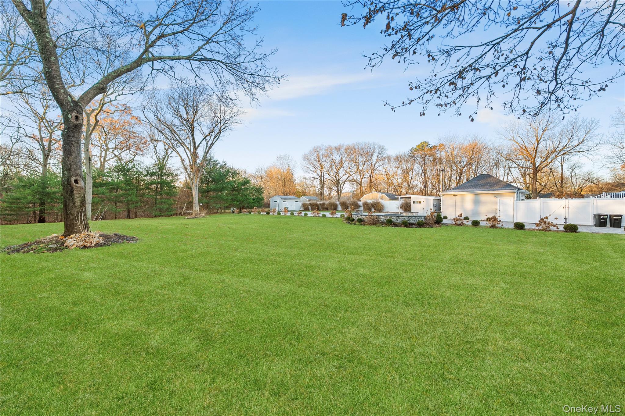 32 Greenport Avenue, Medford, NY 11763