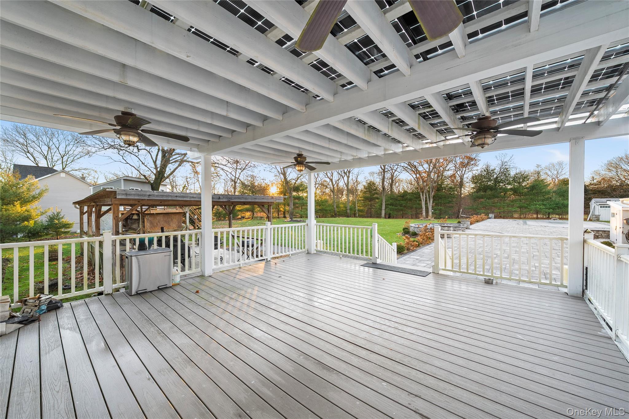 32 Greenport Avenue, Medford, NY 11763