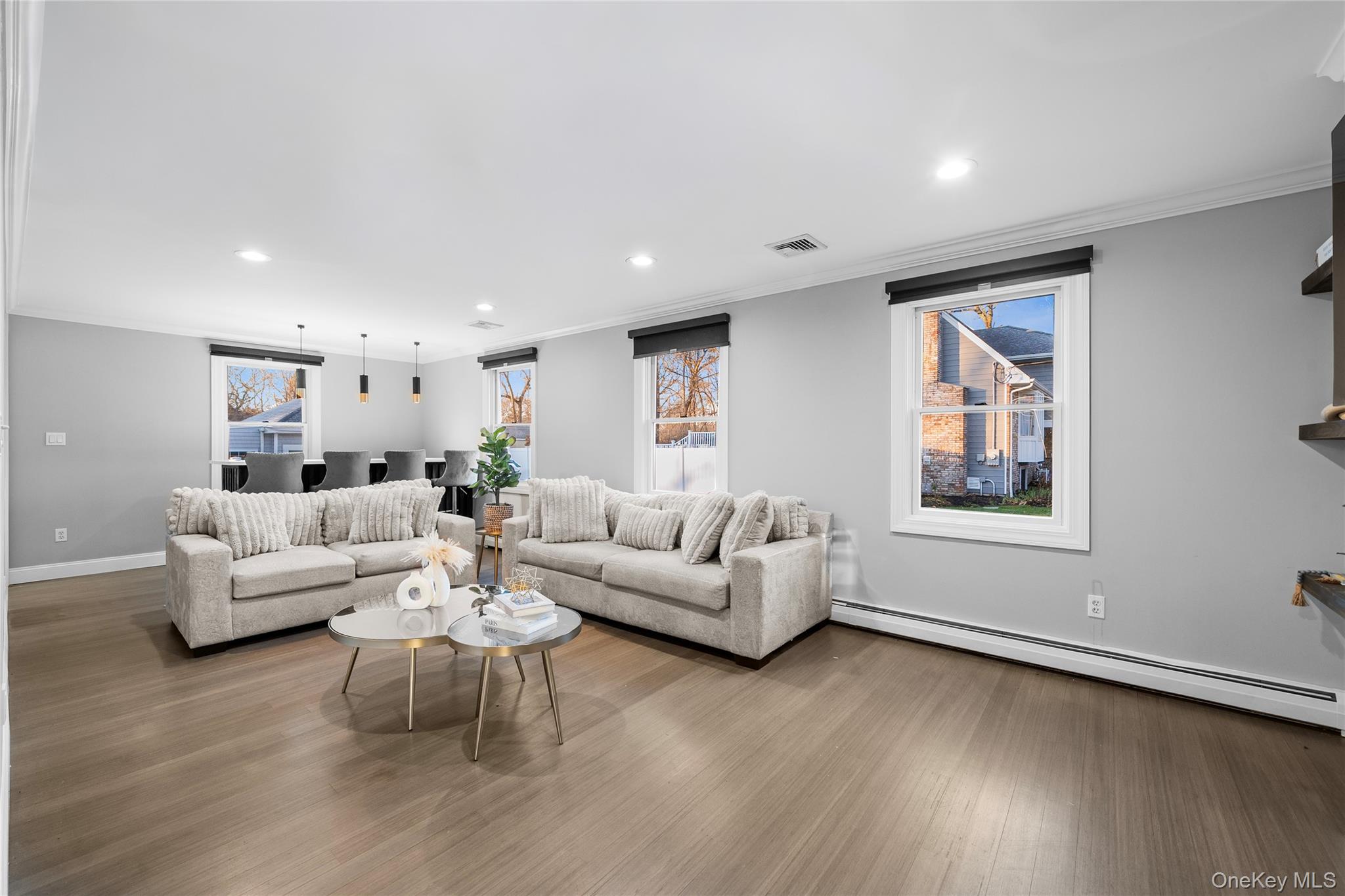 32 Greenport Avenue, Medford, NY 11763