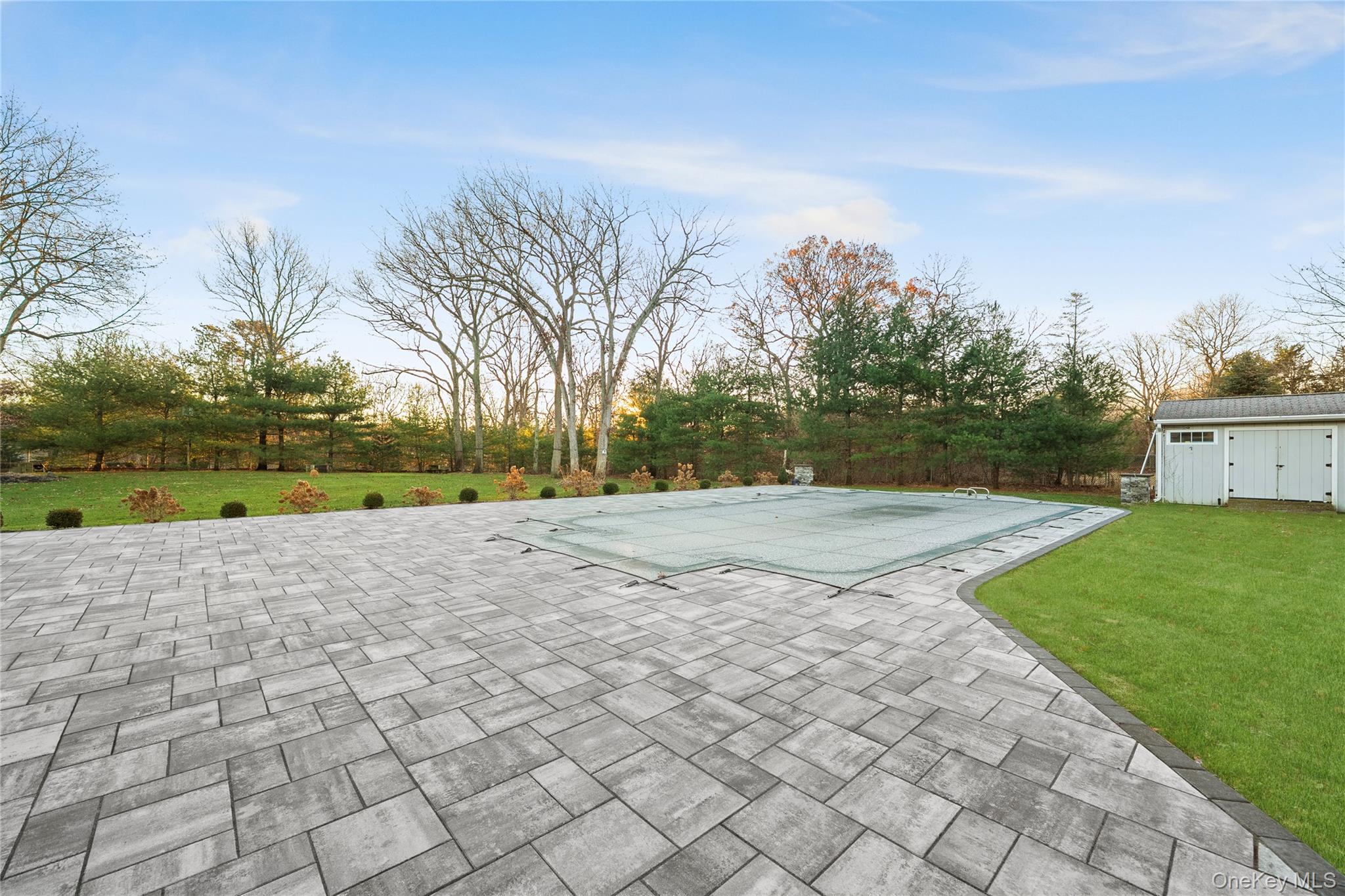 32 Greenport Avenue, Medford, NY 11763