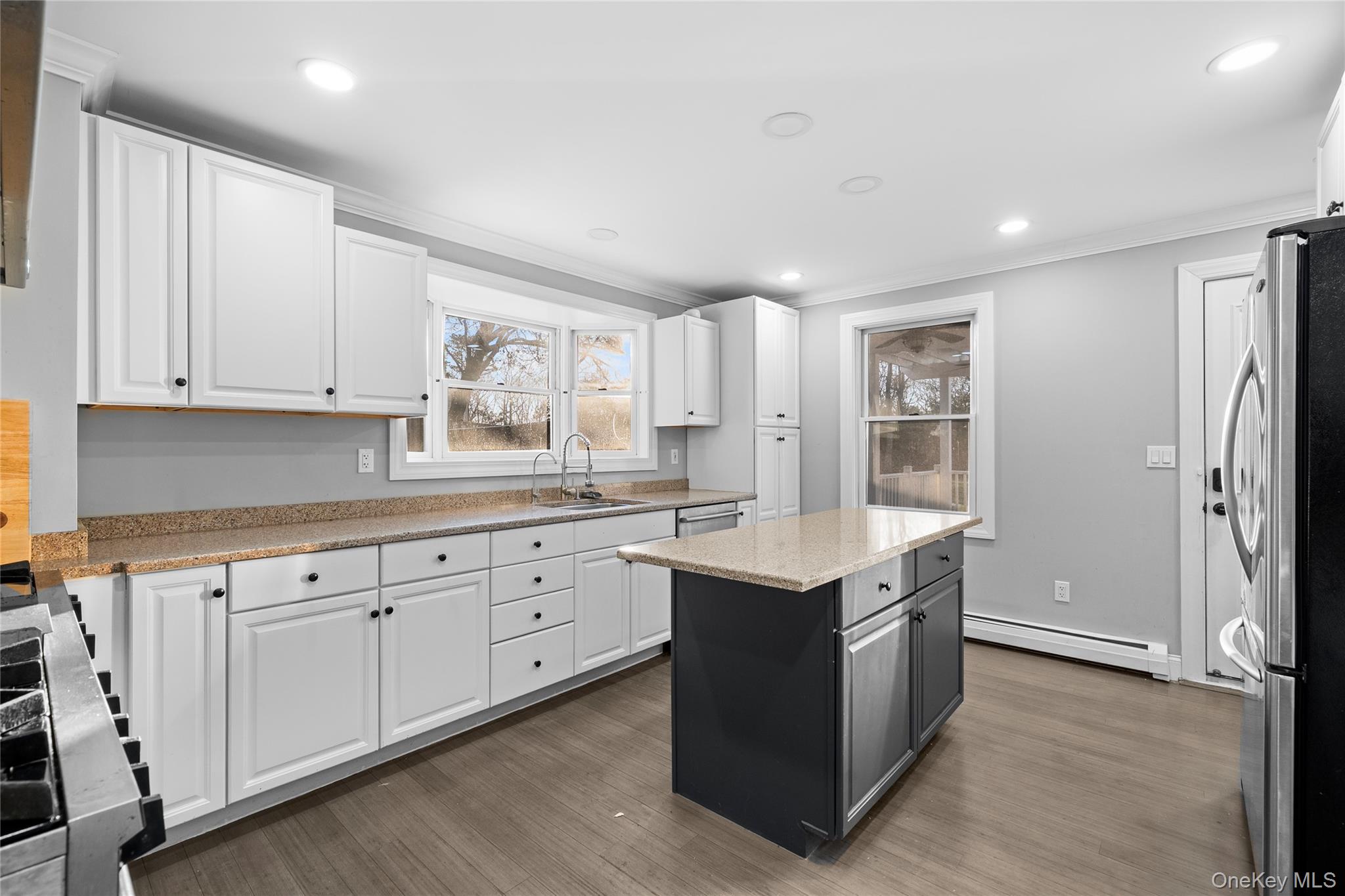 32 Greenport Avenue, Medford, NY 11763