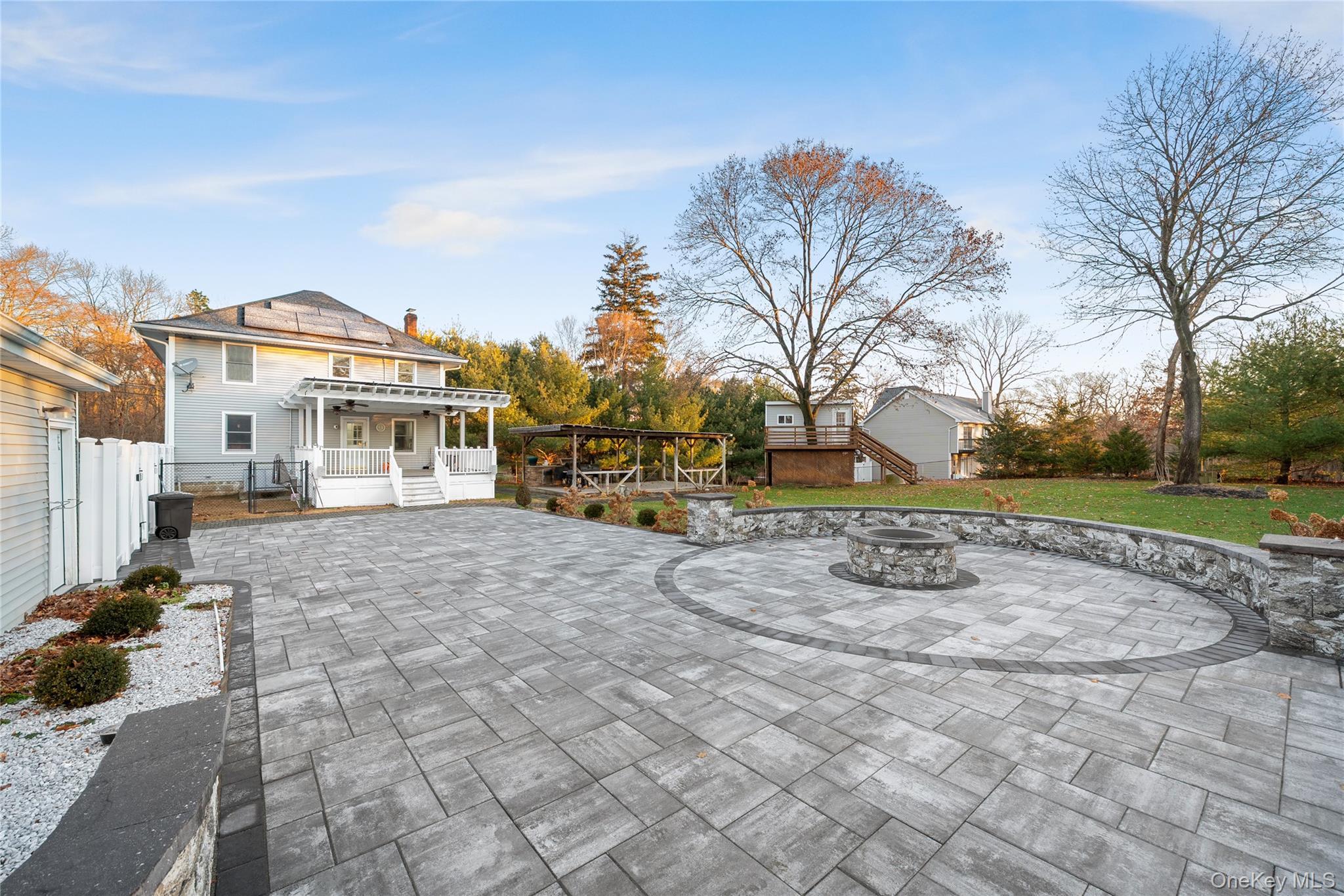 32 Greenport Avenue, Medford, NY 11763