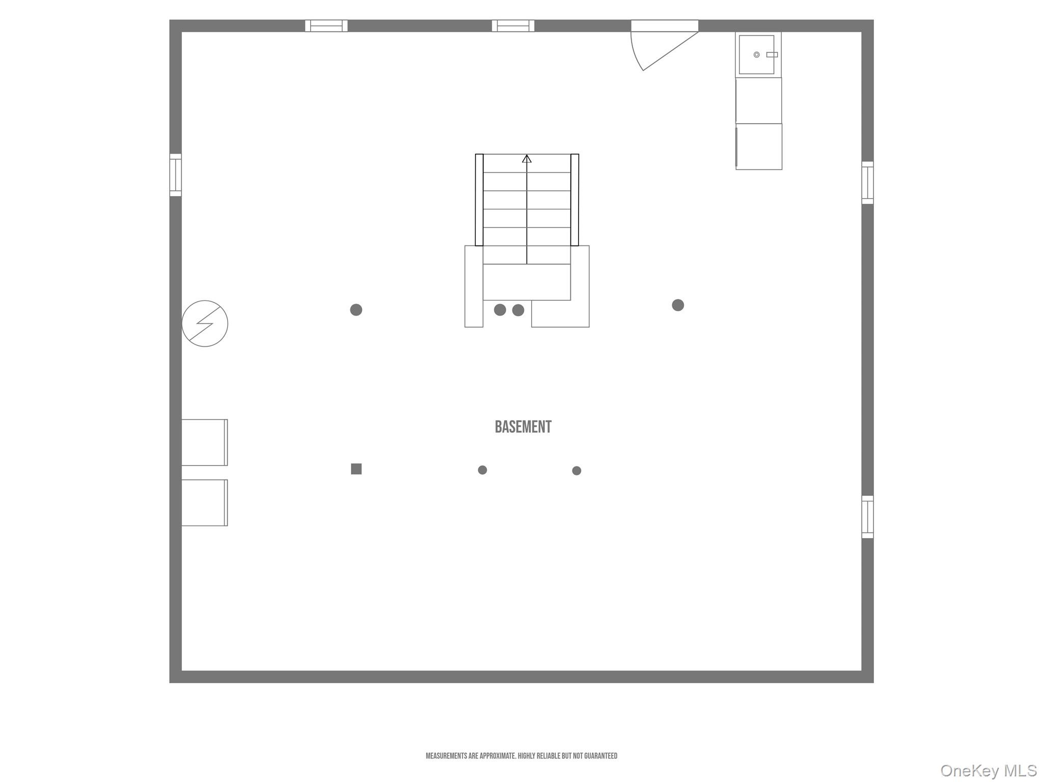 32 Greenport Avenue, Medford, NY 11763