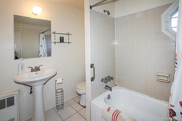 187 Green Avenue, Freeport, NY 11520