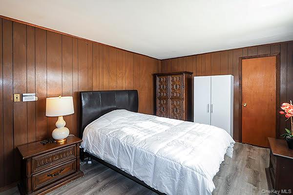 187 Green Avenue, Freeport, NY 11520