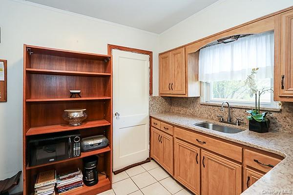 187 Green Avenue, Freeport, NY 11520