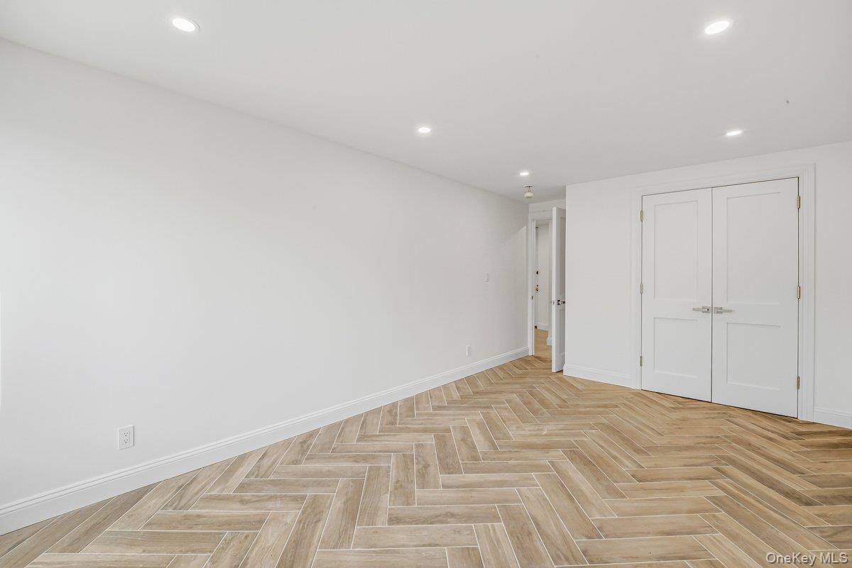 166-25 Powells Cove Boulevard # 3D, Beechhurst, NY 11357