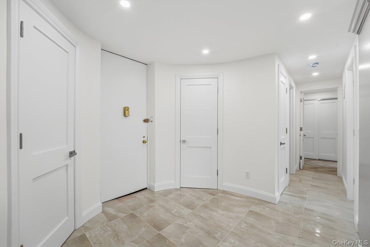 166-25 Powells Cove Boulevard # 3D, Beechhurst, NY 11357